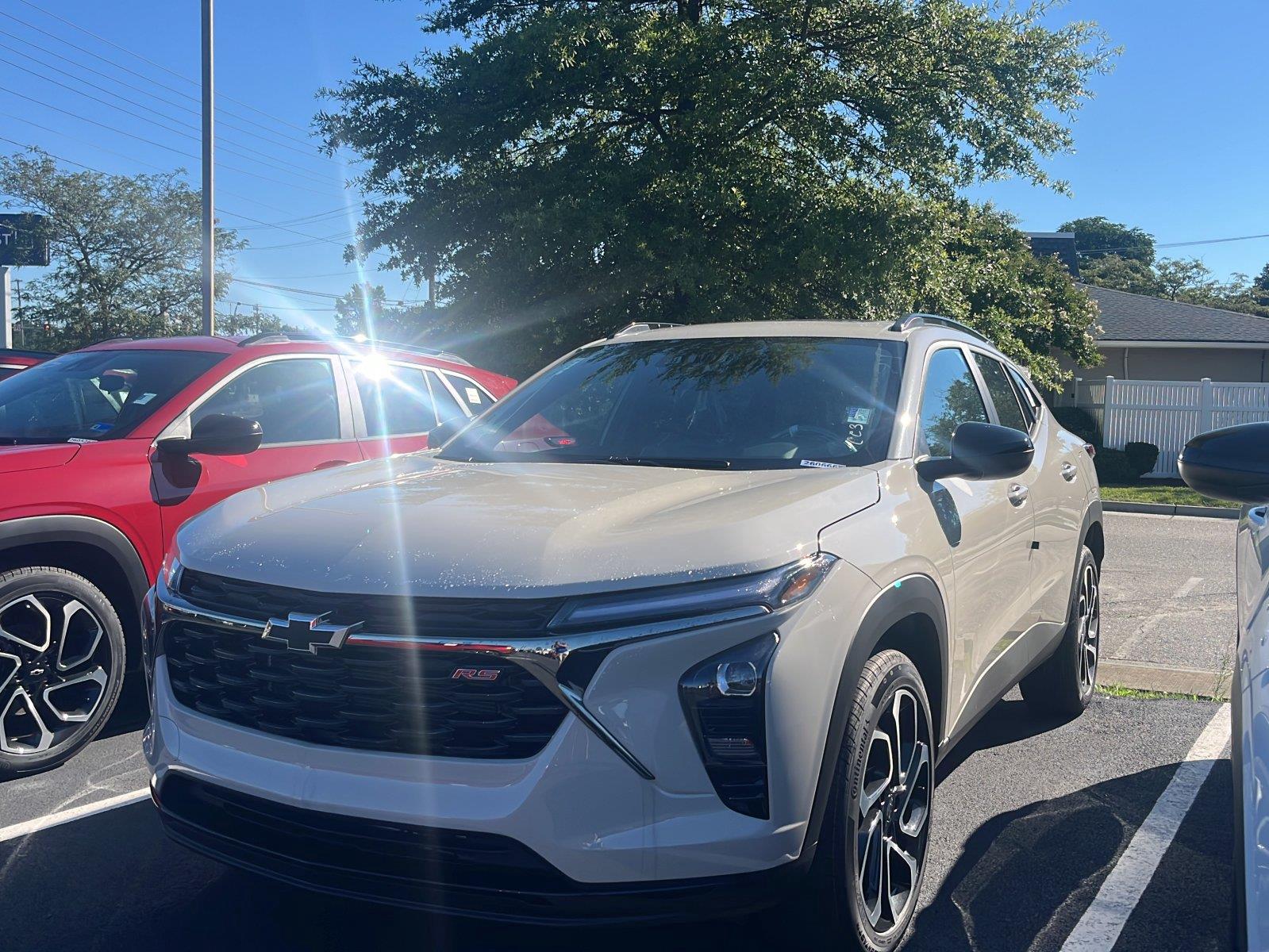 White Sands 2026 Chevrolet Trax SUV / Crossover Front-Wheel Drive 6-Speed Automatic