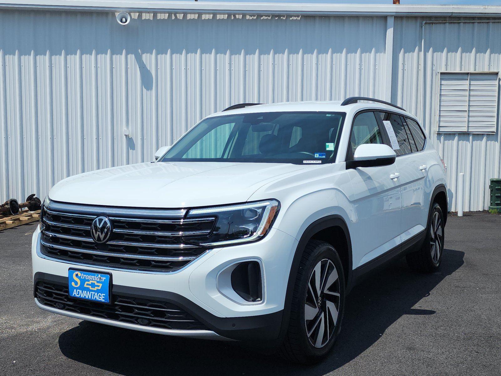 Pure White 2024 Volkswagen Atlas SUV / Crossover All-Wheel Drive Automatic