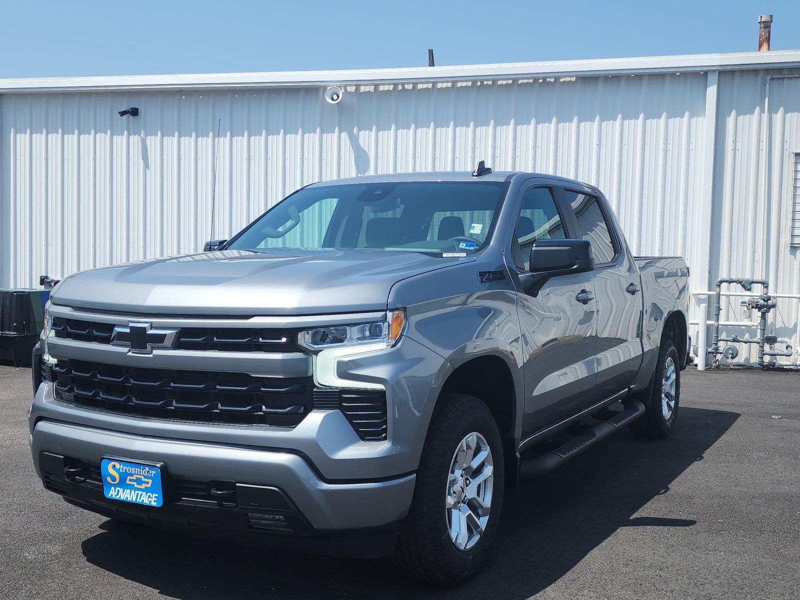 Sterling Gray Metallic 2026 Chevrolet Silverado 1500 Pickup Truck Four-Wheel Drive Automatic
