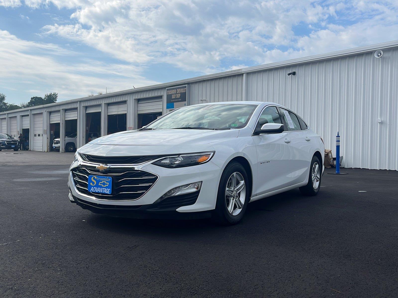  2024 Chevrolet Malibu LT with 1LT FWD   