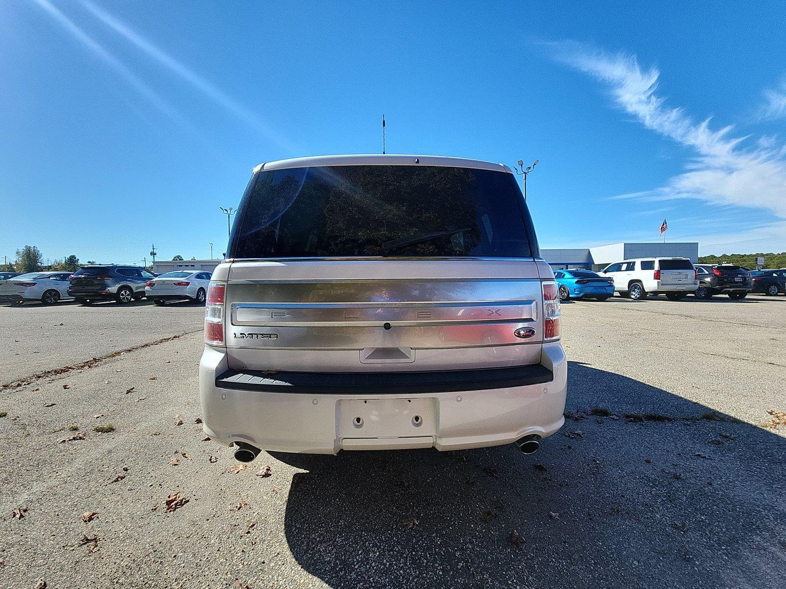 View vehicle photo 4