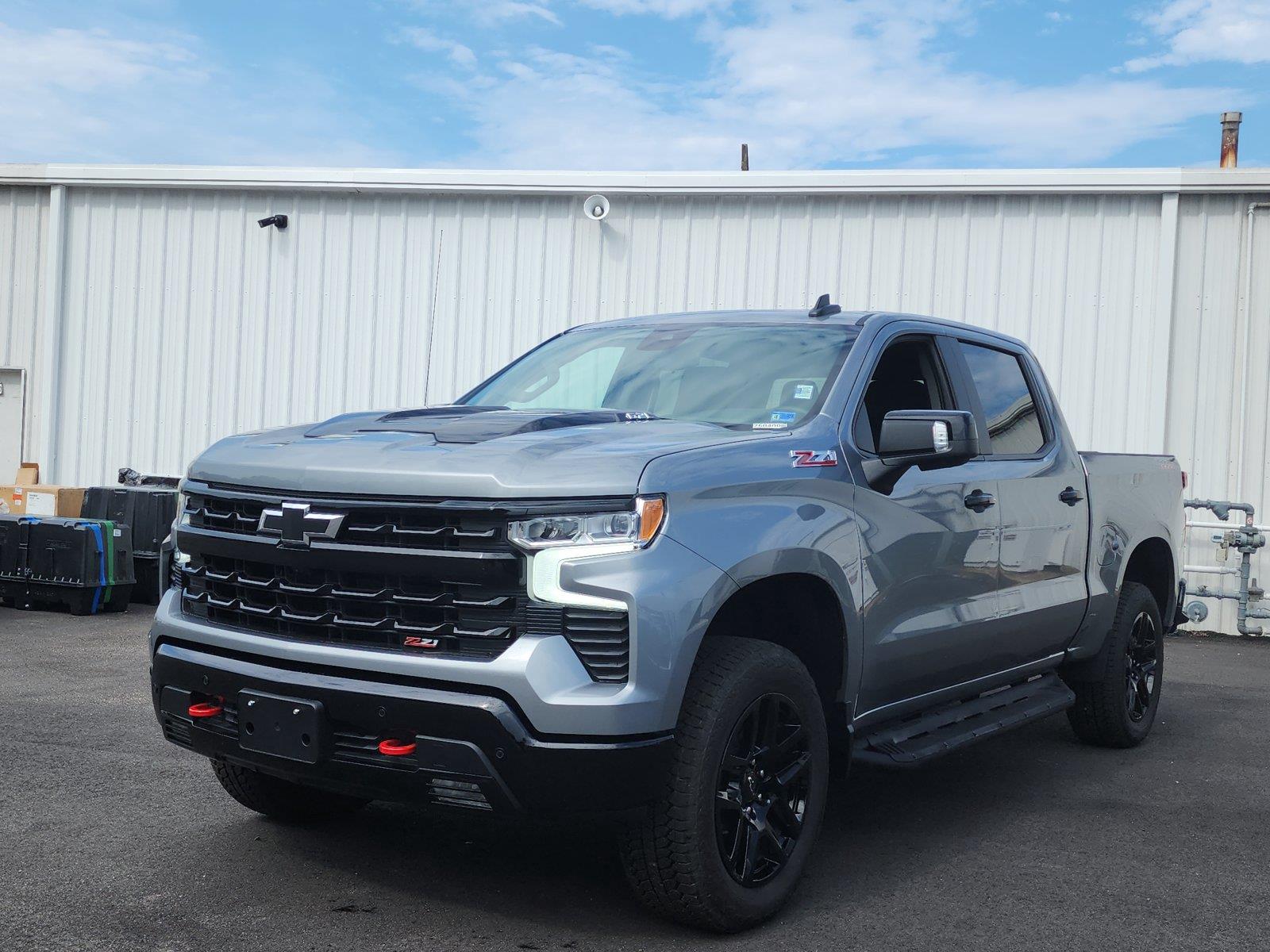 Sterling Gray Metallic 2026 Chevrolet Silverado 1500 Pickup Truck Four-Wheel Drive Automatic