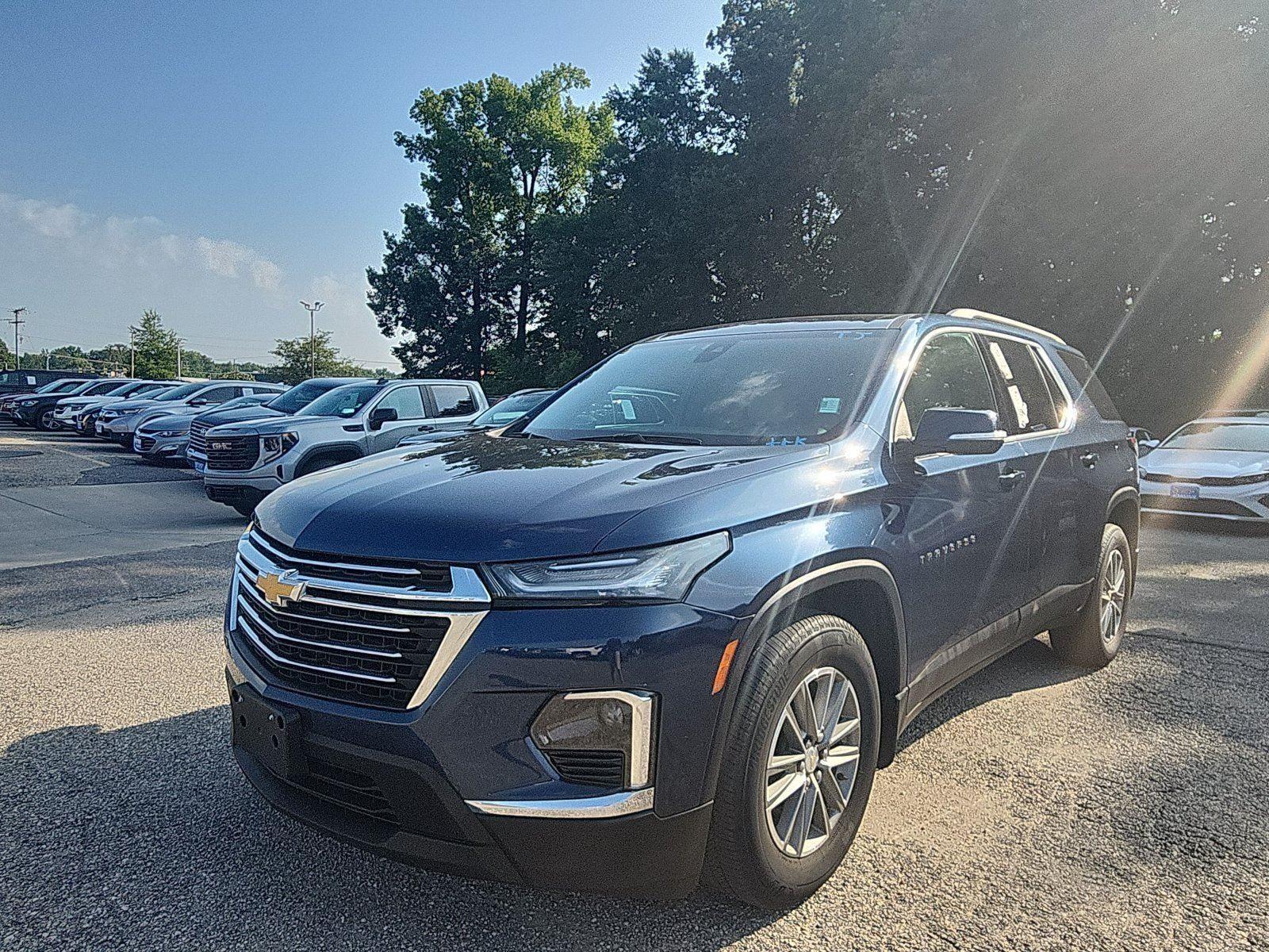 Northsky Blue Metallic 2023 Chevrolet Traverse SUV / Crossover Four-Wheel Drive 9-Speed Automatic