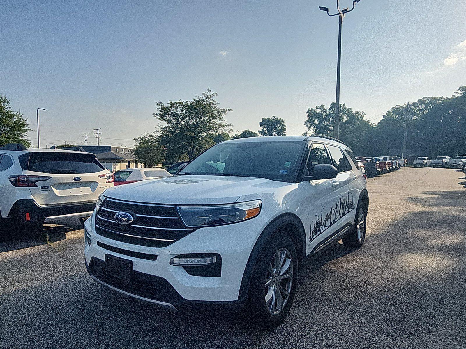 Star White Metallic Tri-Coat 2020 Ford Explorer SUV / Crossover All-Wheel Drive Automatic
