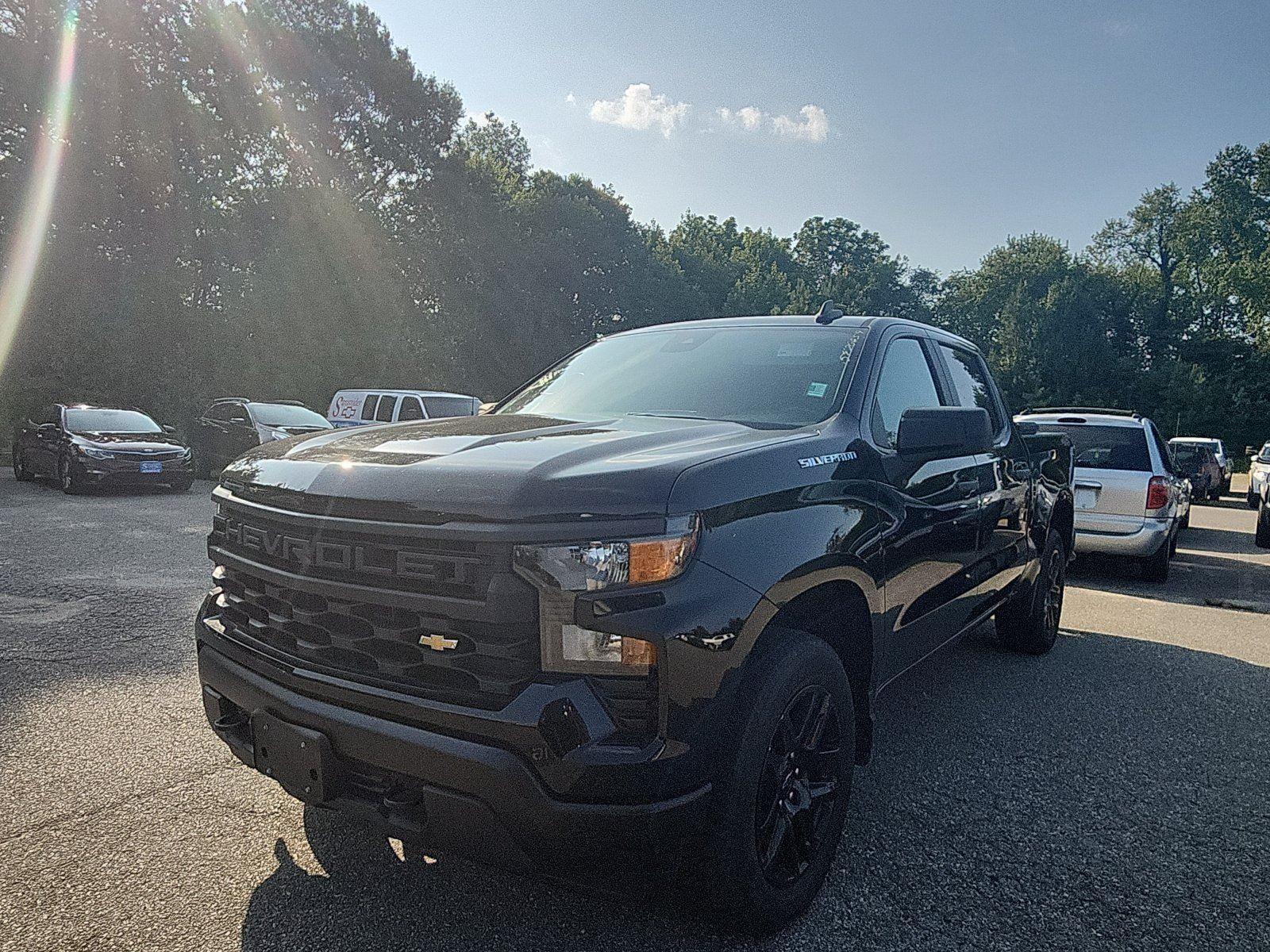 Black 2022 Chevrolet Silverado 1500 Pickup Truck Four-Wheel Drive 8-Speed Automatic