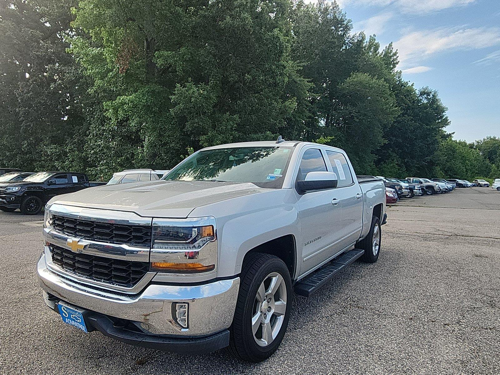 Silver Ice Metallic 2018 Chevrolet Silverado 1500 Pickup Truck Four-Wheel Drive 6-Speed Automatic