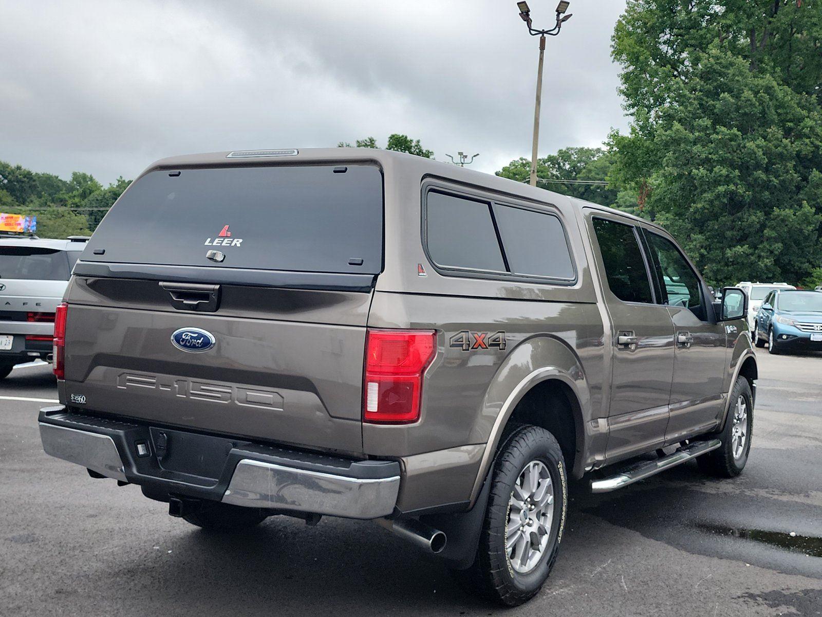 View vehicle photo 5
