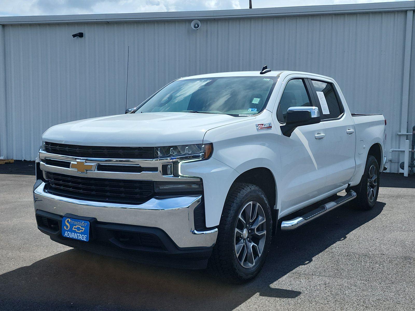 Summit White 2021 Chevrolet Silverado 1500 Pickup Truck Four-Wheel Drive 8-Speed Automatic