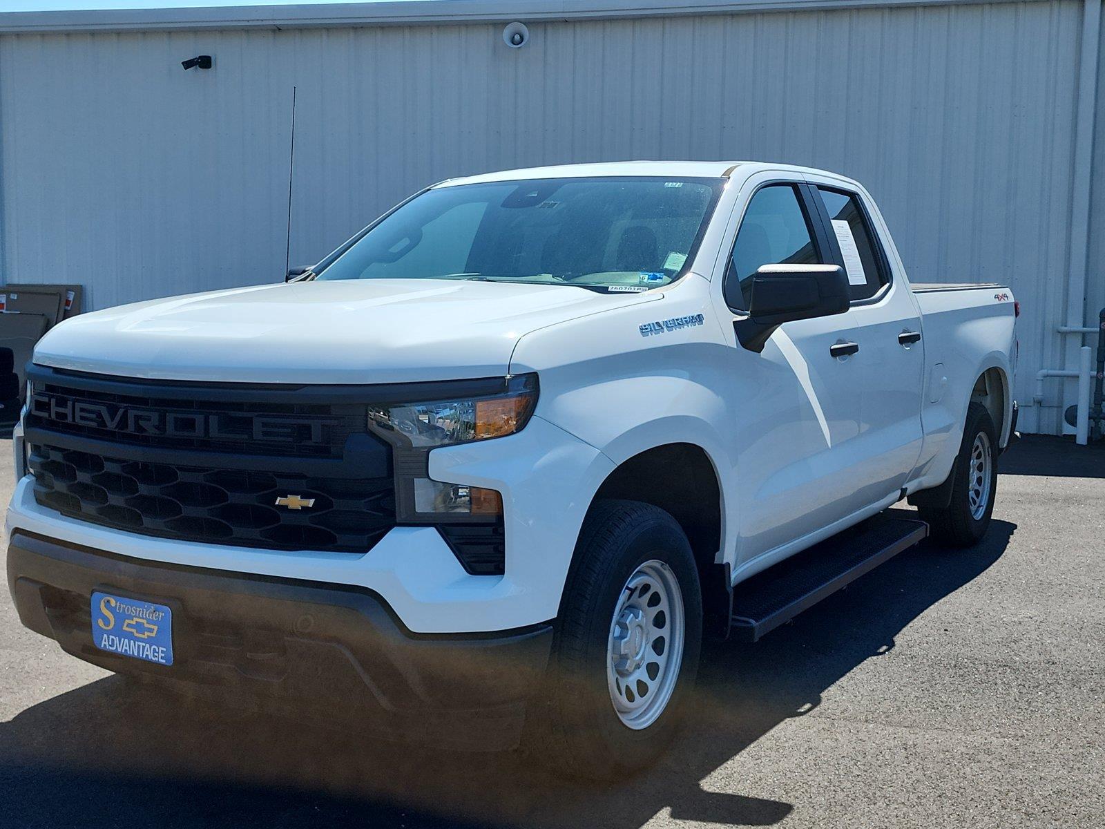 Summit White 2023 Chevrolet Silverado 1500 Pickup Truck Four-Wheel Drive Automatic
