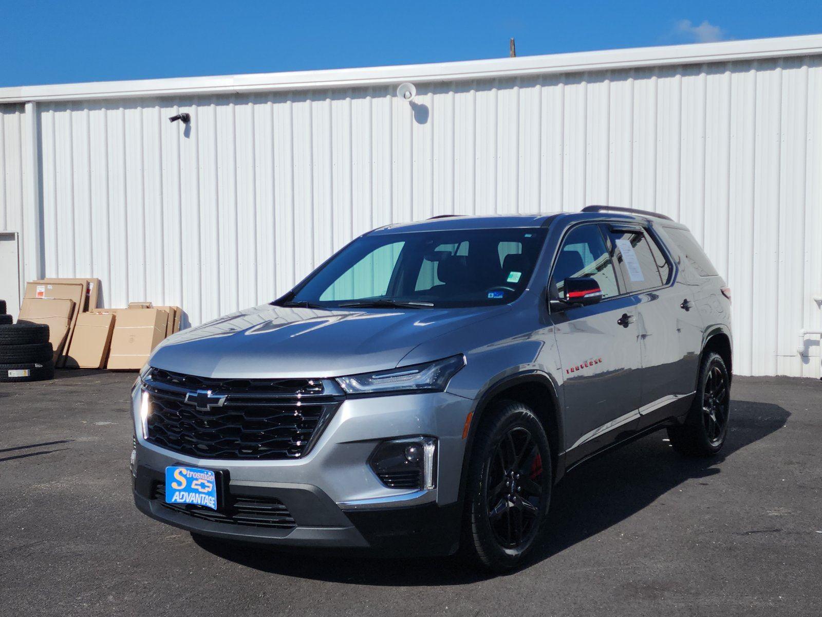 Sterling Gray Metallic 2023 Chevrolet Traverse SUV / Crossover Four-Wheel Drive 9-Speed Automatic