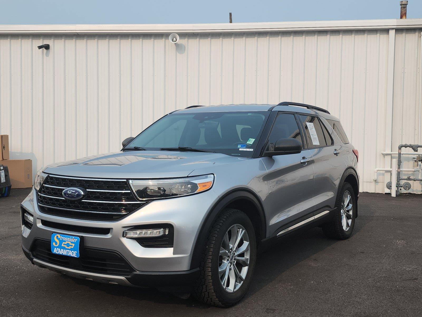 Iconic Silver Metallic 2020 Ford Explorer SUV / Crossover All-Wheel Drive Automatic
