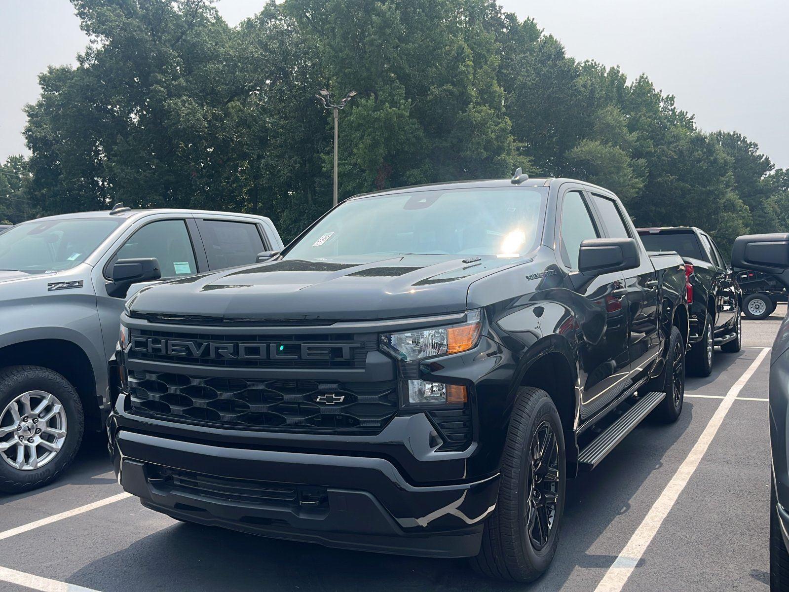 Black 2026 Chevrolet Silverado 1500 Pickup Truck Four-Wheel Drive 8-Speed Automatic