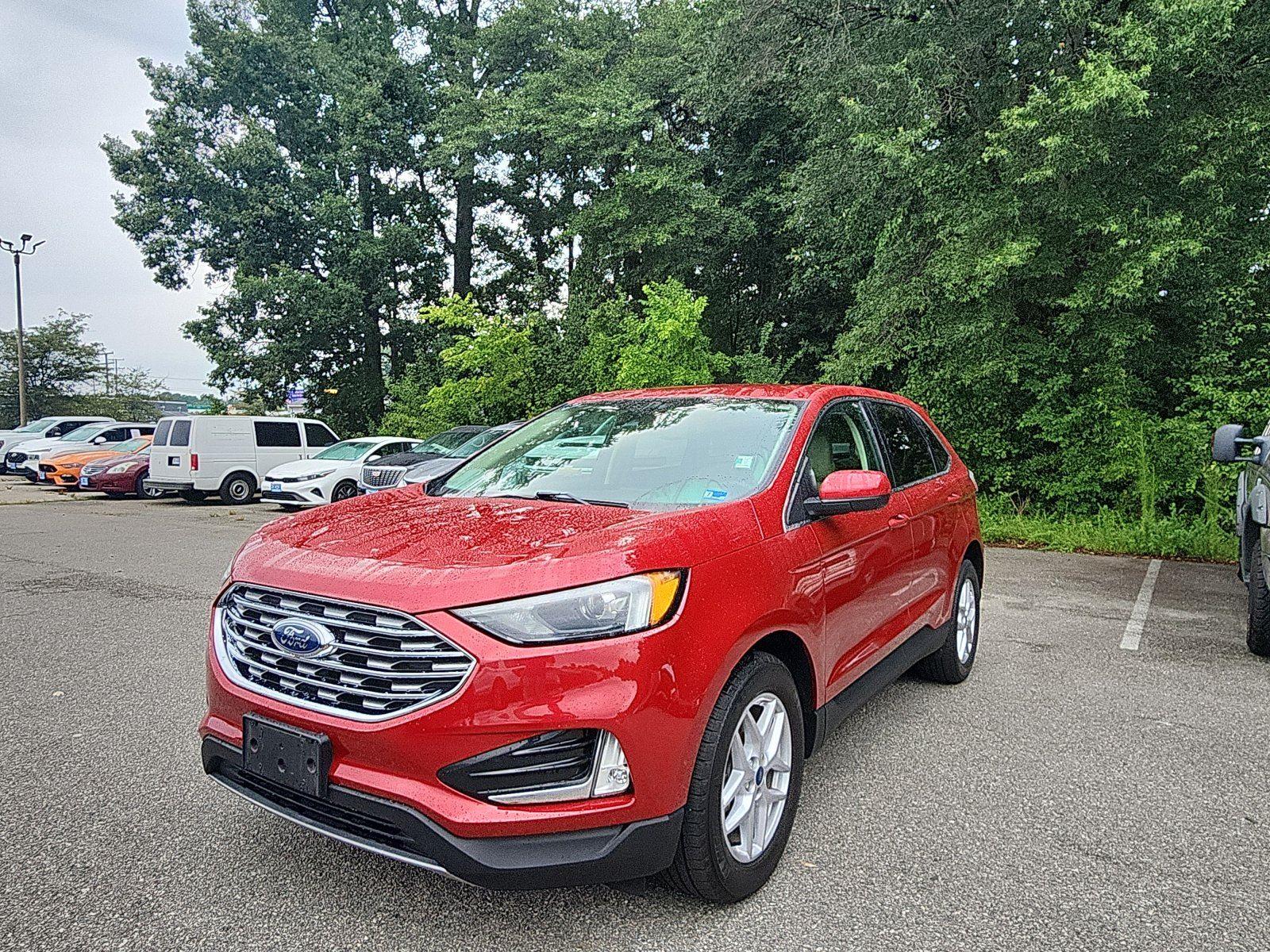 Rapid Red Metallic Tinted Clearcoat 2022 Ford Edge SUV / Crossover All-Wheel Drive 8-Speed Automatic