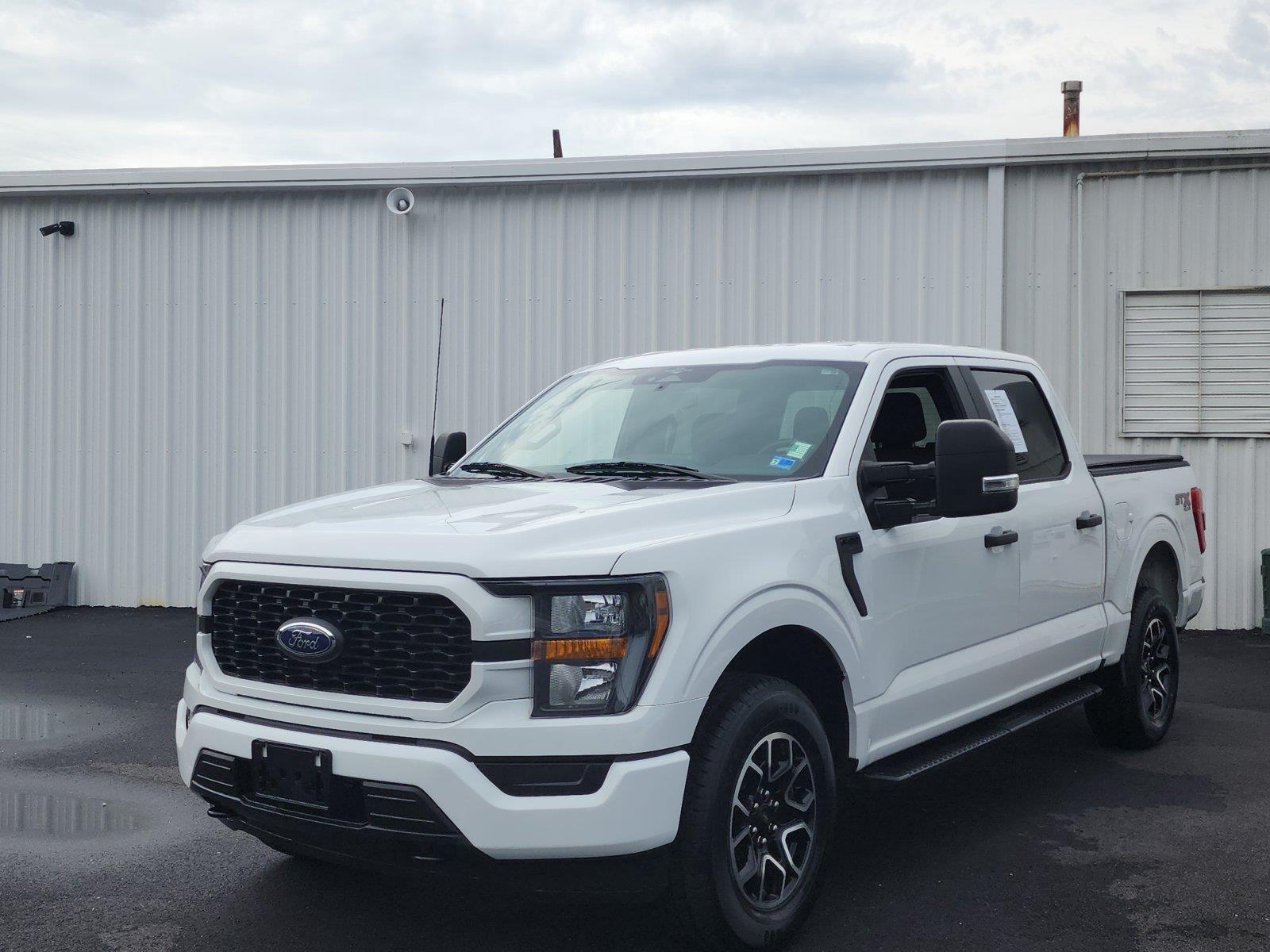 Oxford White 2023 Ford F-150 Pickup Truck Four-Wheel Drive 10-Speed Automatic