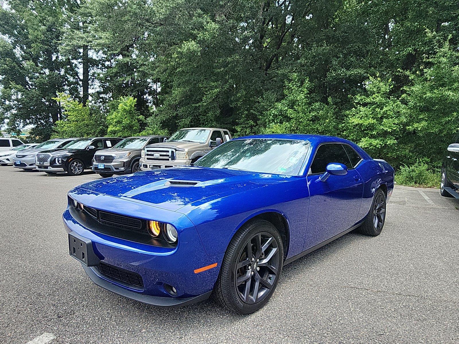  2021 Dodge Challenger SXT RWD   