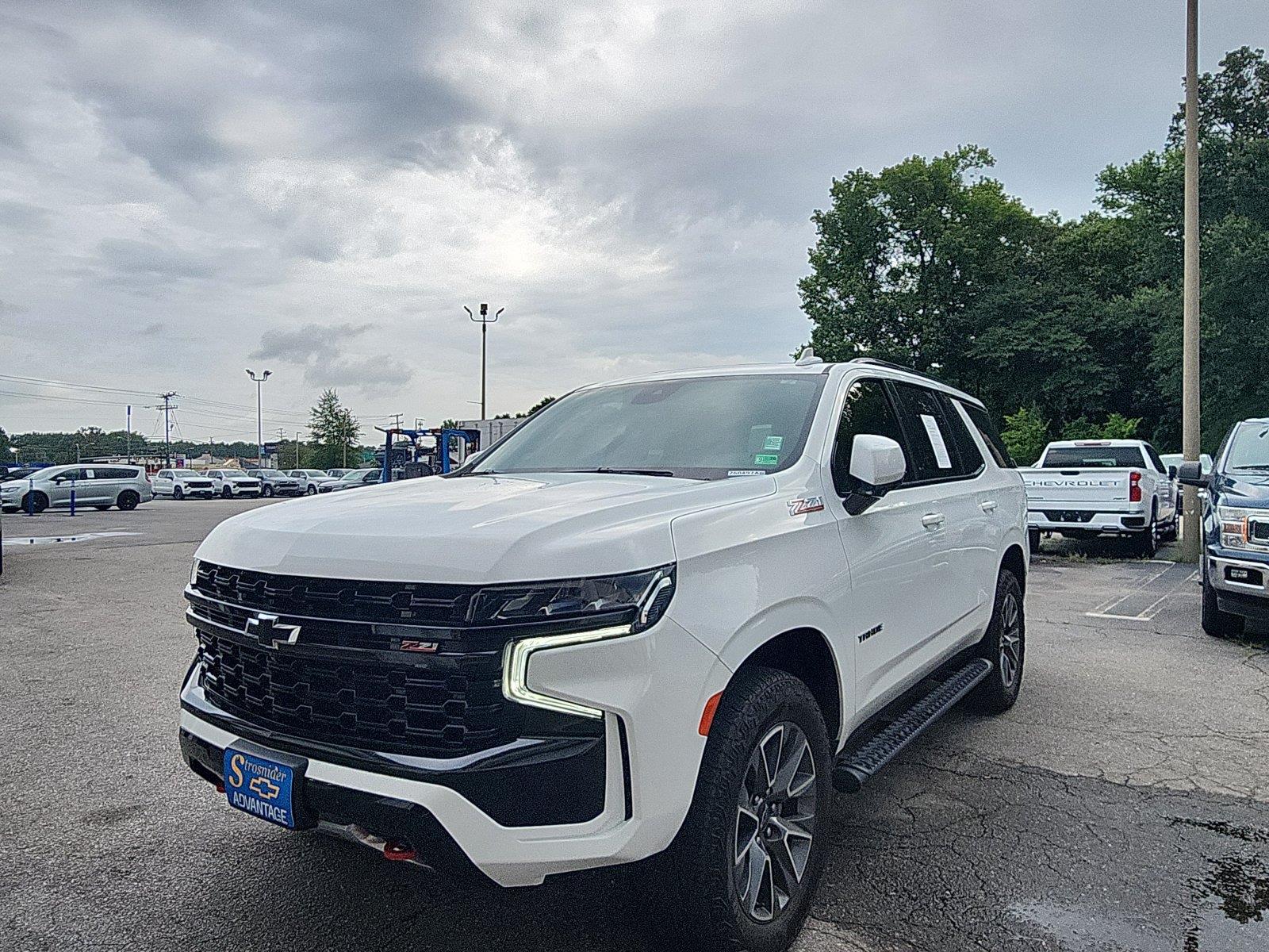 Summit White 2024 Chevrolet Tahoe SUV / Crossover Four-Wheel Drive Automatic