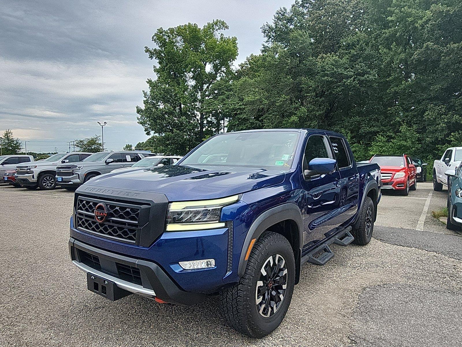 Deep Blue Pearl 2023 Nissan Frontier Pickup Truck Four-Wheel Drive Automatic