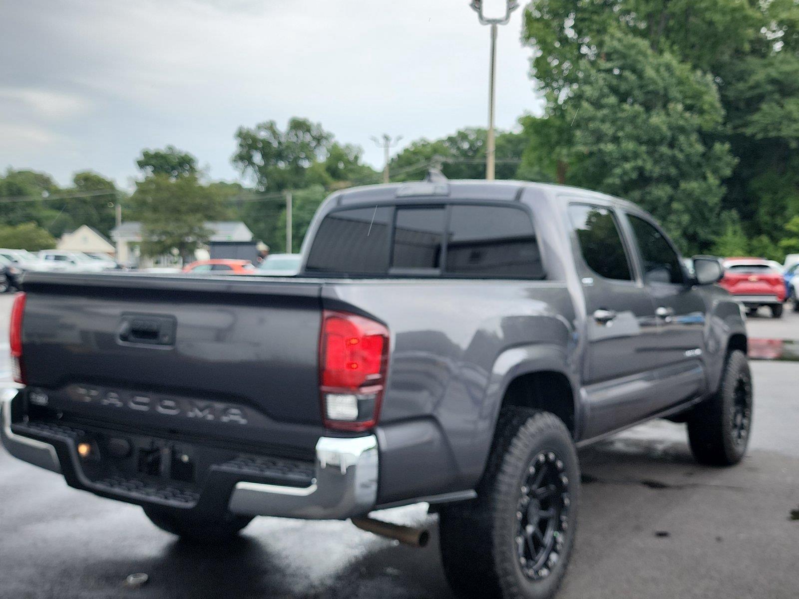 View vehicle photo 5