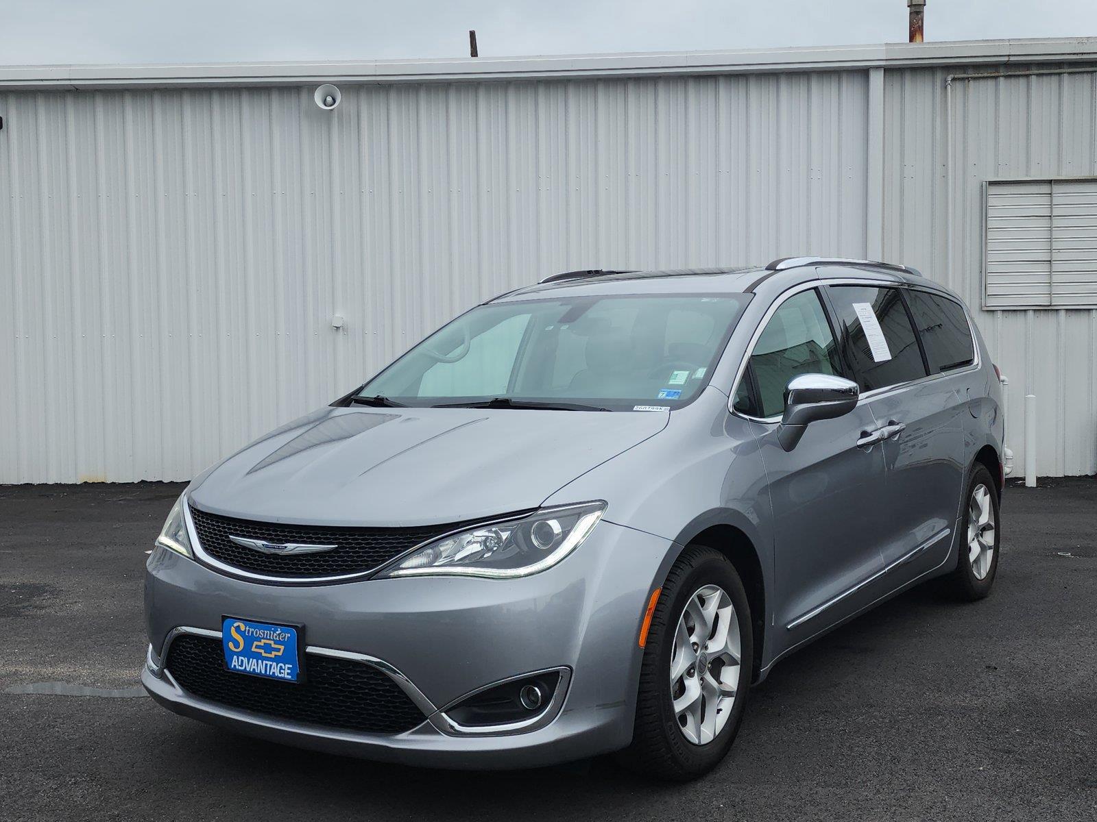 Billet Silver Metallic Clearcoat 2020 Chrysler Pacifica Minivan Front-Wheel Drive 9-Speed Automatic