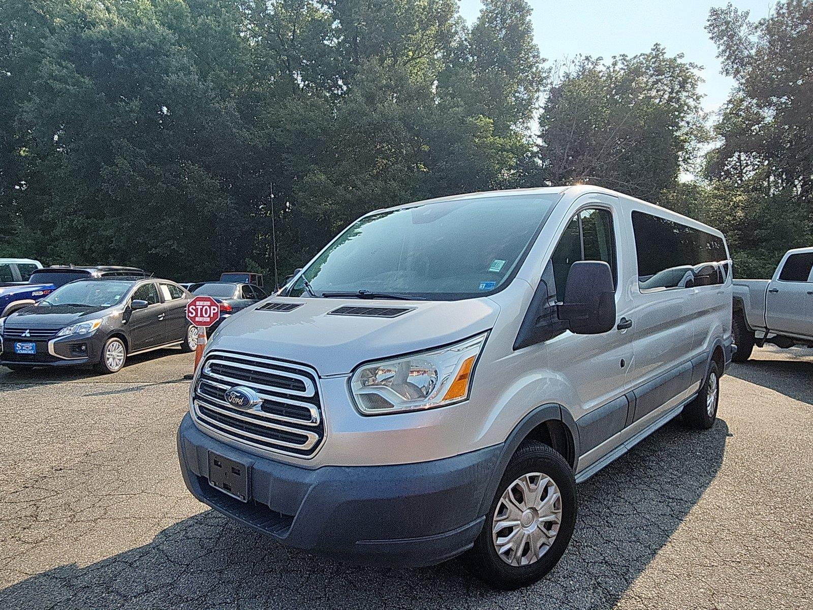 Oxford White 2016 Ford Transit Passenger Van Rear-Wheel Drive 6-Speed Automatic Overdrive