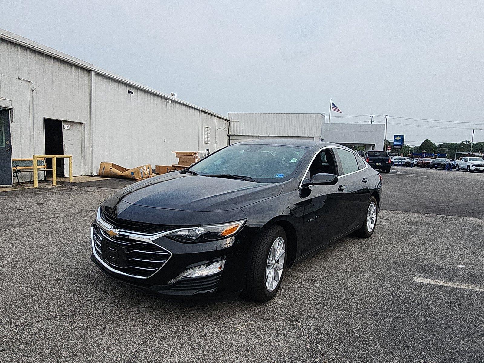 Mosaic Black Metallic 2024 Chevrolet Malibu Sedan Front-Wheel Drive Continuously Variable Transmission