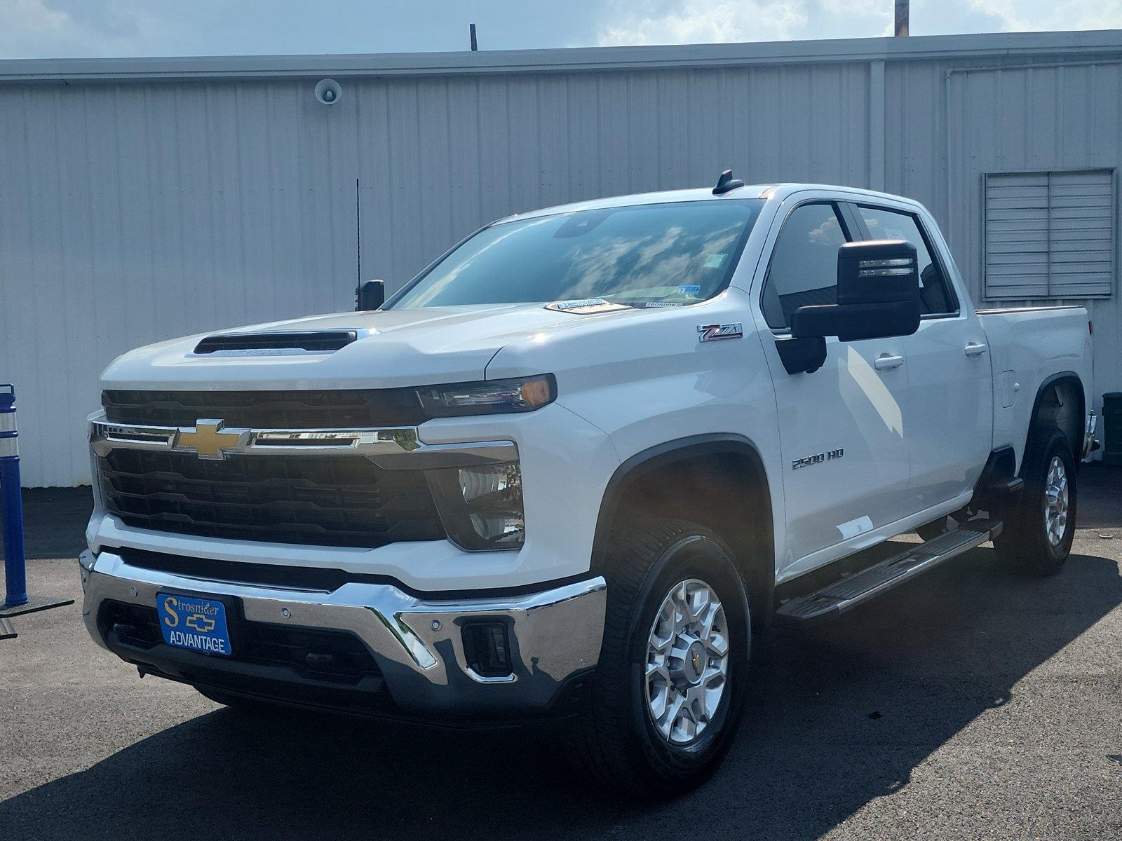 2025 Chevrolet Silverado 2500HD LT Crew Cab 4WD