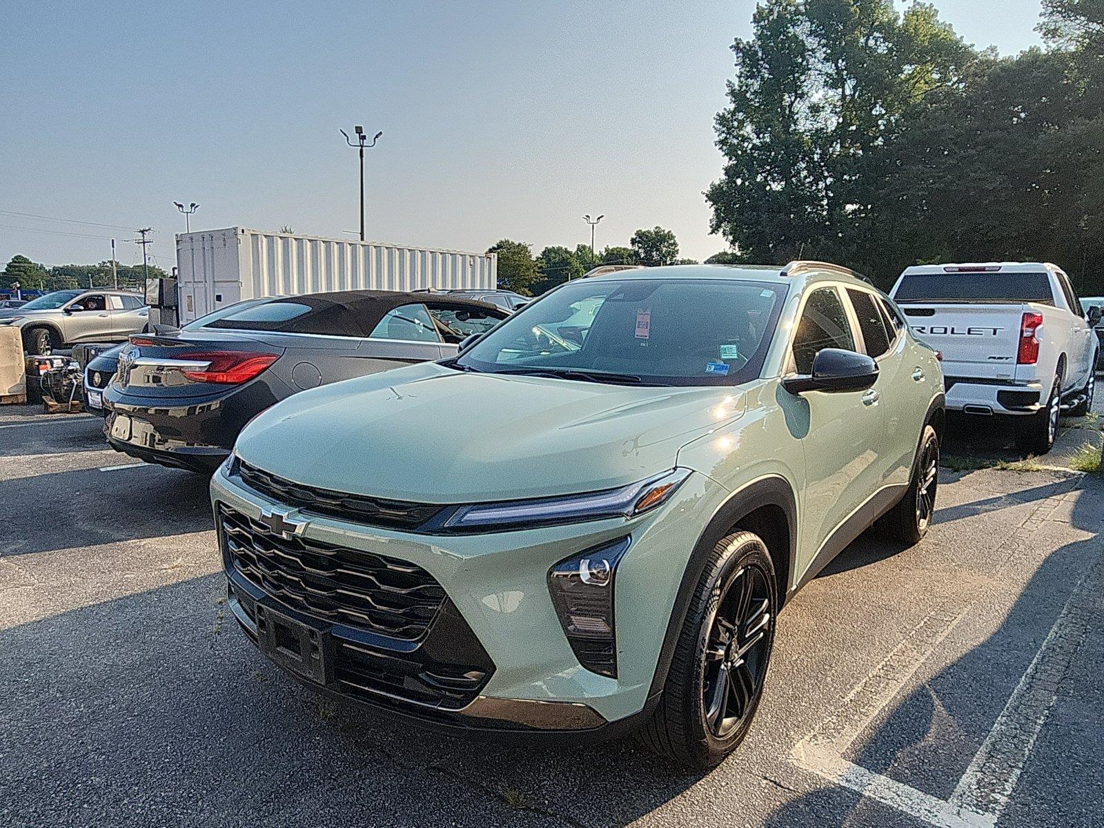 Cacti Green 2025 Chevrolet Trax SUV / Crossover Front-Wheel Drive 6-Speed Automatic