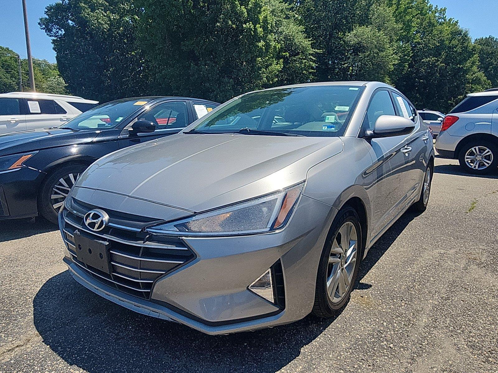 Stellar Silver 2020 Hyundai Elantra Sedan Front-Wheel Drive Continuously Variable Transmission