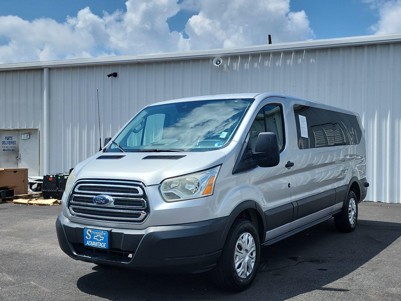Oxford White 2016 Ford Transit Passenger Van Rear-Wheel Drive 6-Speed Automatic Overdrive