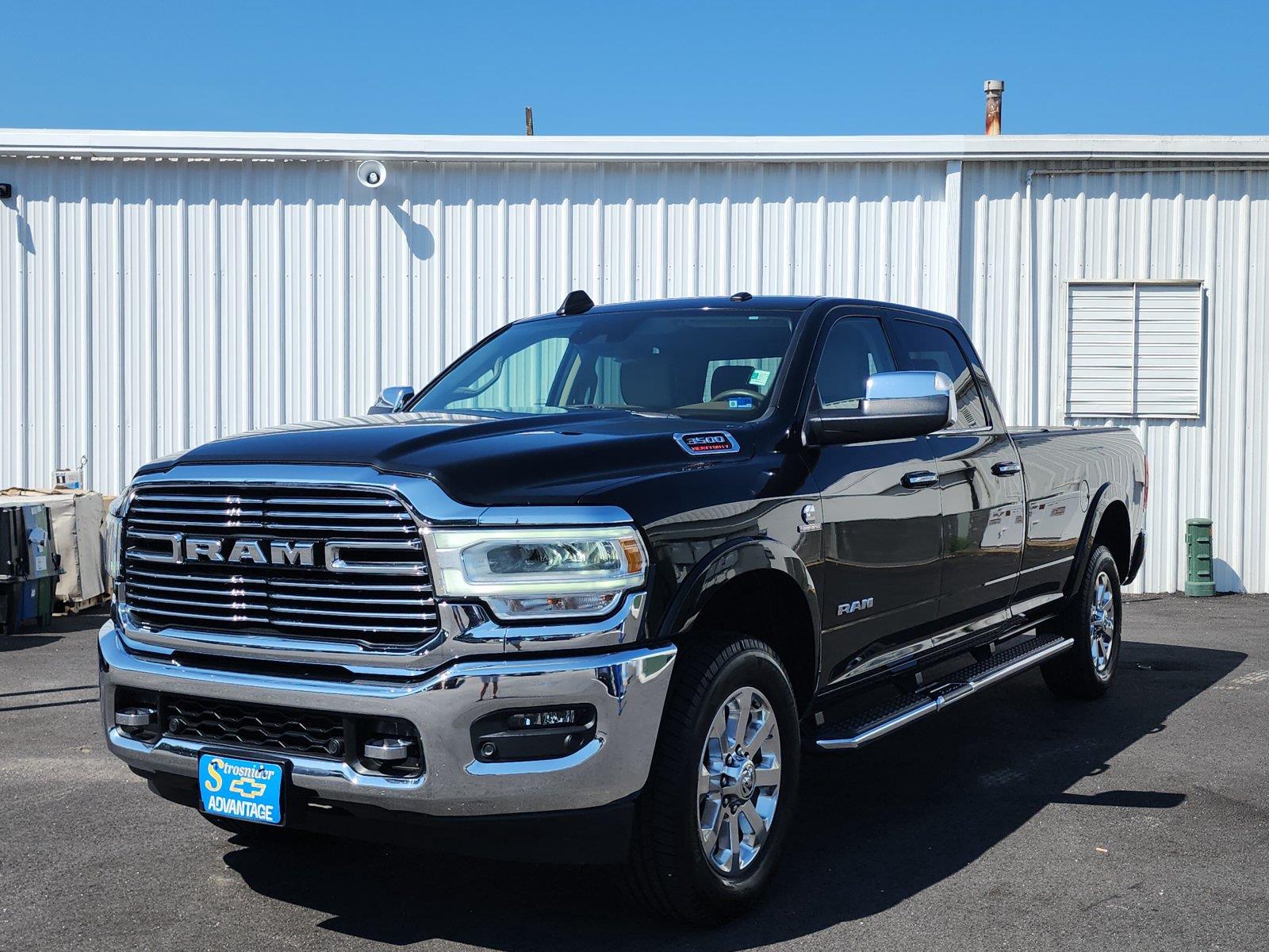 Diamond Black Crystal Pearlcoat 2019 RAM 3500 Pickup Truck Four-Wheel Drive 6-Speed Automatic