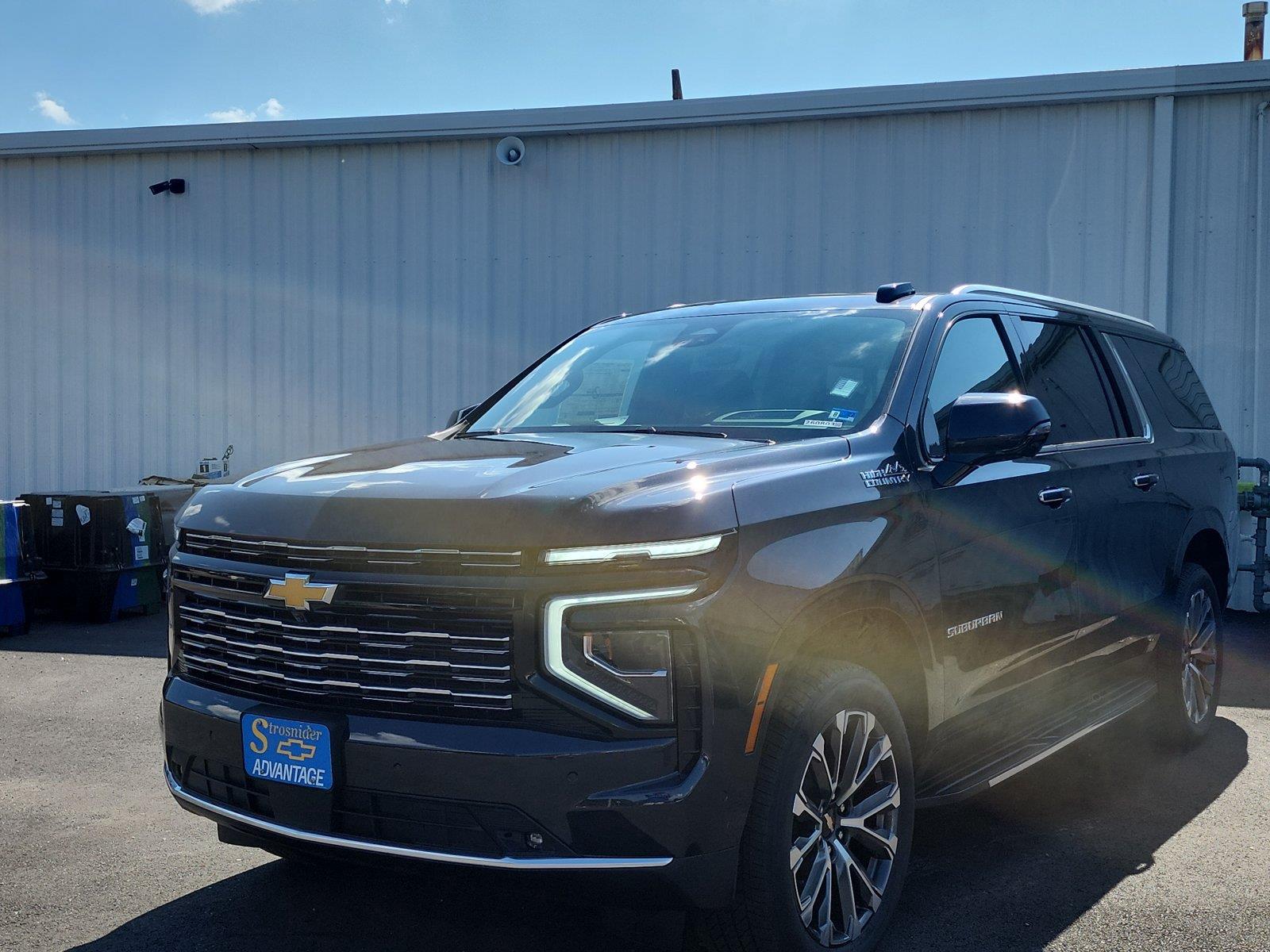 Dark Ash Metallic 2026 Chevrolet Suburban SUV / Crossover Four-Wheel Drive Automatic