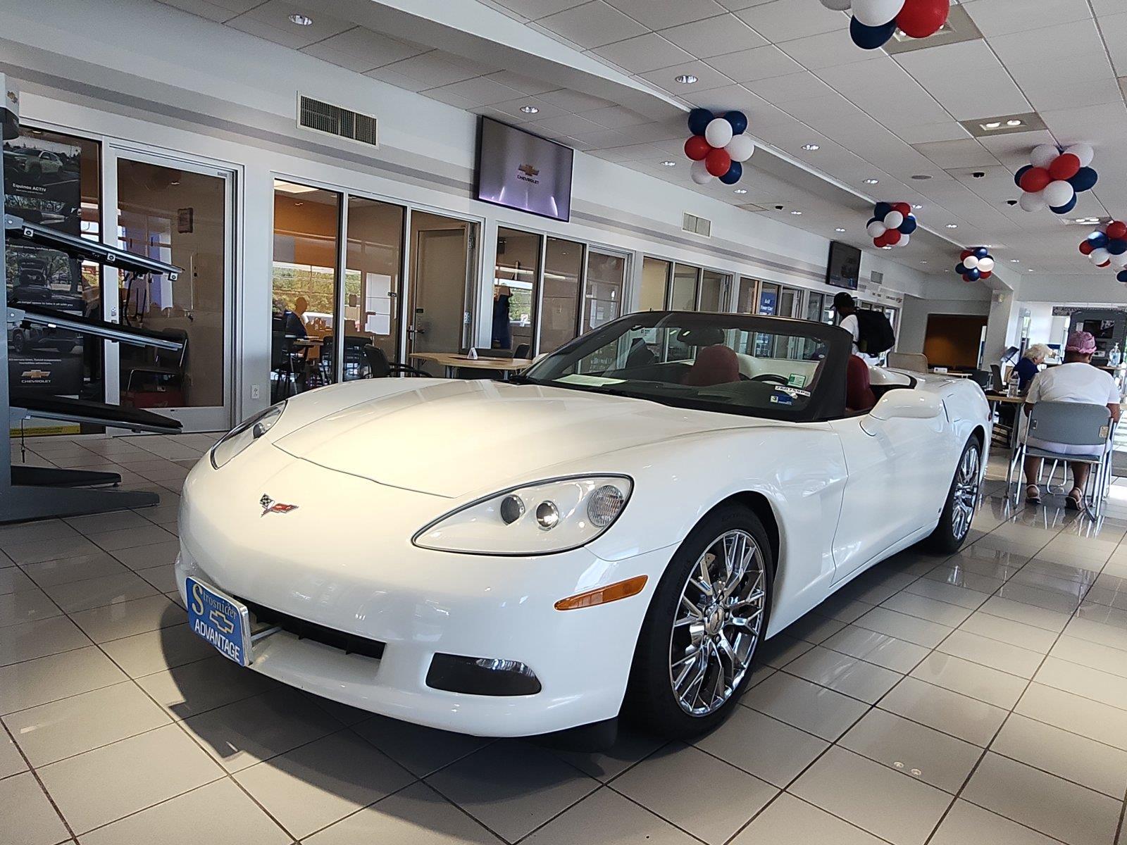 Arctic White 2009 Chevrolet Corvette Convertible Rear-Wheel Drive 6-Speed Automatic