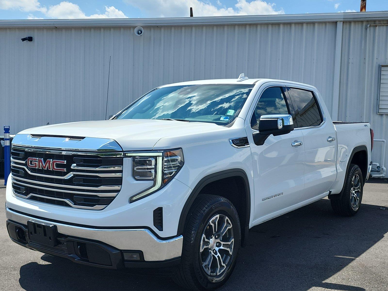 Summit White 2026 GMC Sierra 1500 Pickup Truck Four-Wheel Drive Automatic