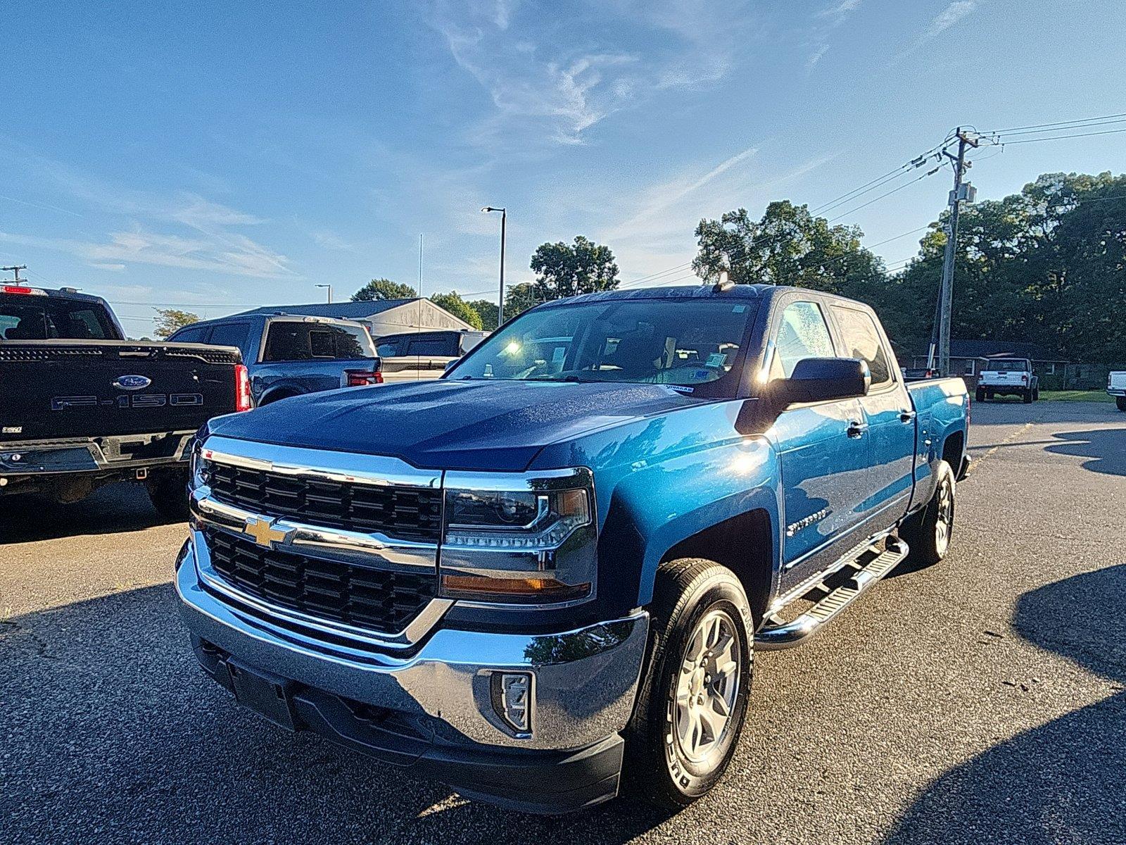  2018 Chevrolet Silverado 1500 LT Crew Cab 4WD   