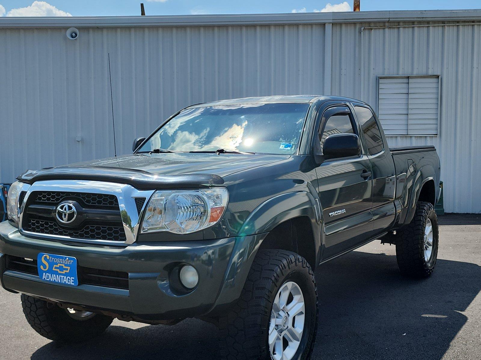  2011 Toyota Tacoma   