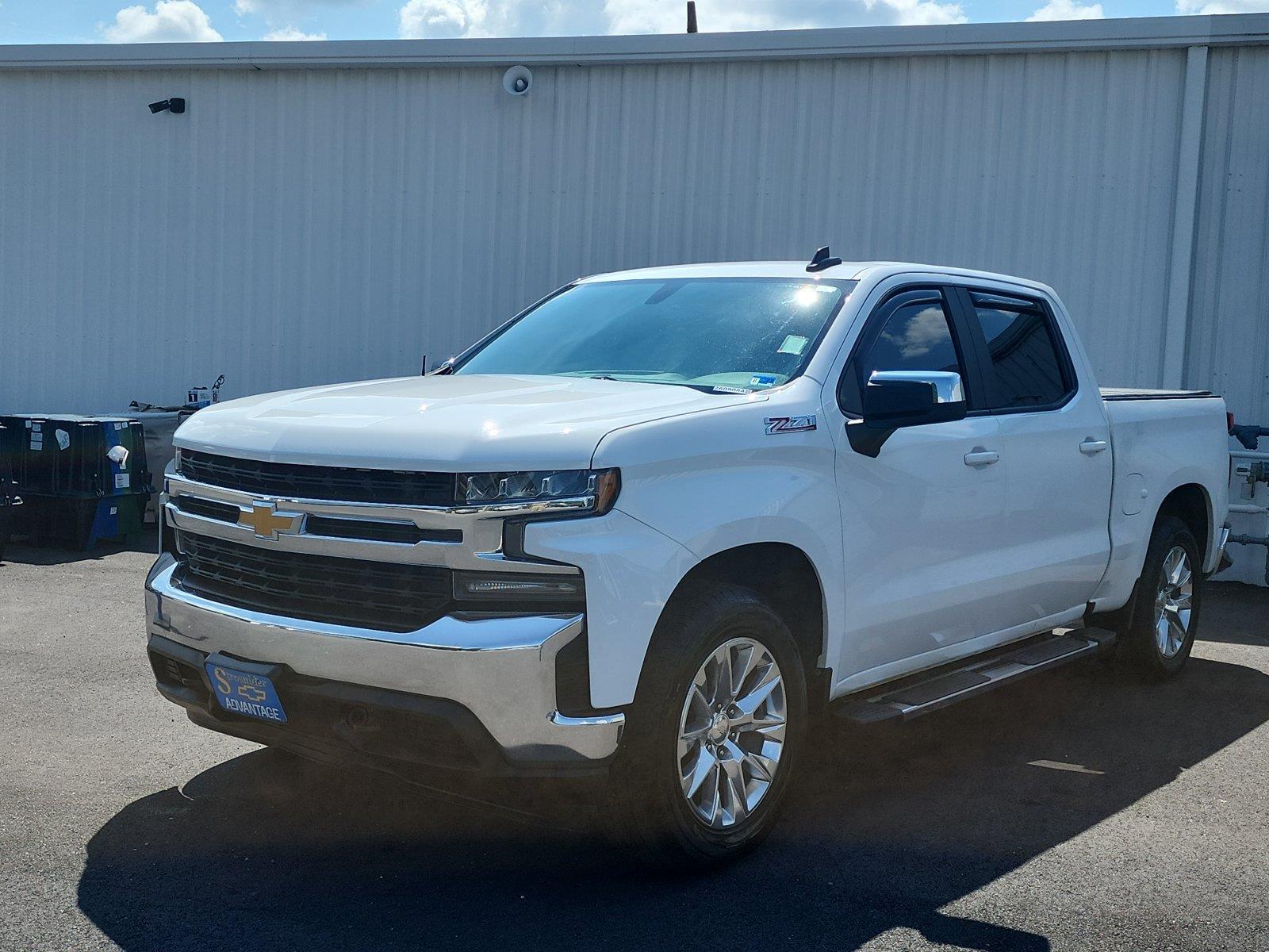 Summit White 2020 Chevrolet Silverado 1500 Pickup Truck Four-Wheel Drive 8-Speed Automatic