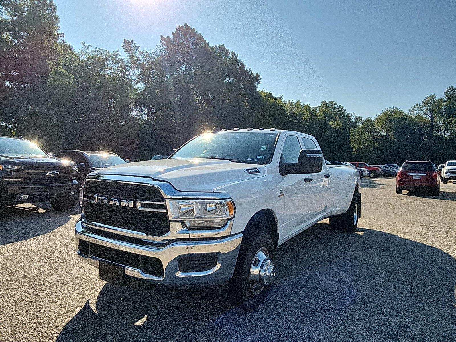  2023 RAM 3500 Tradesman Crew Cab LB DRW 4WD   