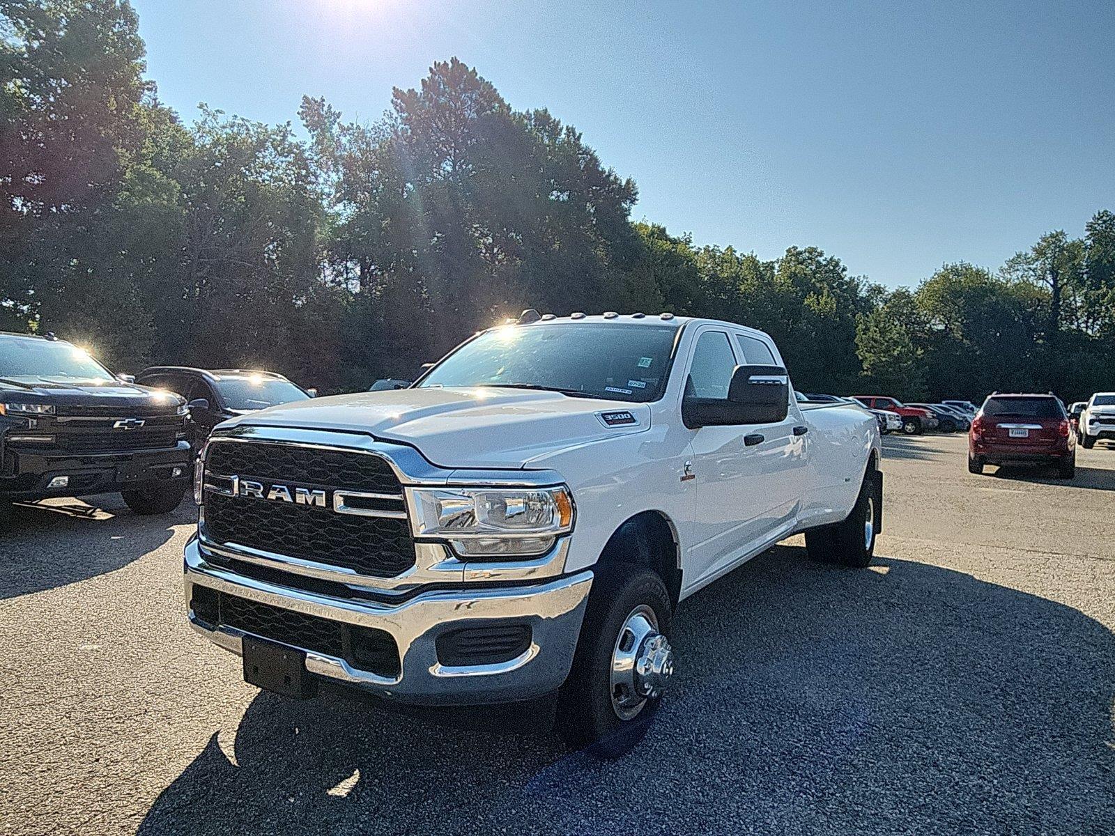  2023 RAM 3500 Tradesman Crew Cab LB DRW 4WD   
