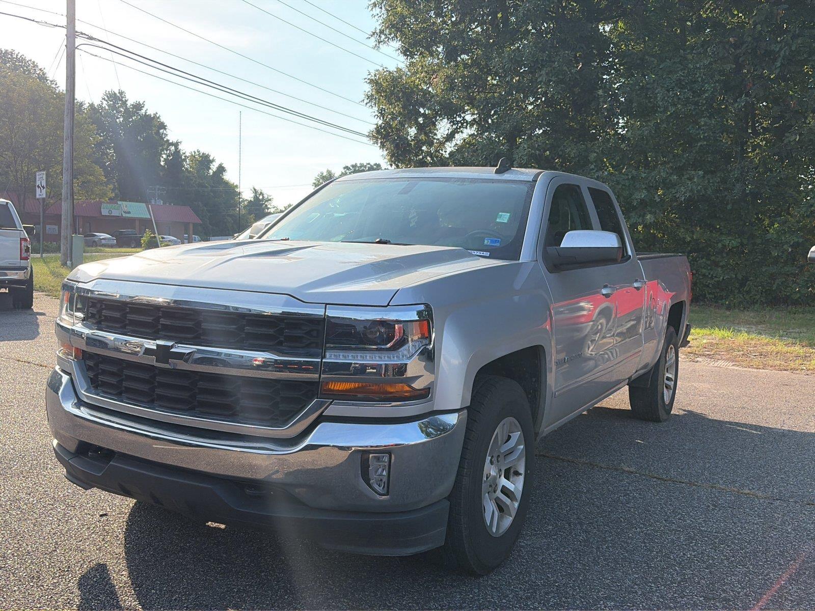 Silver Ice Metallic 2018 Chevrolet Silverado 1500 Pickup Truck Four-Wheel Drive 6-Speed Automatic