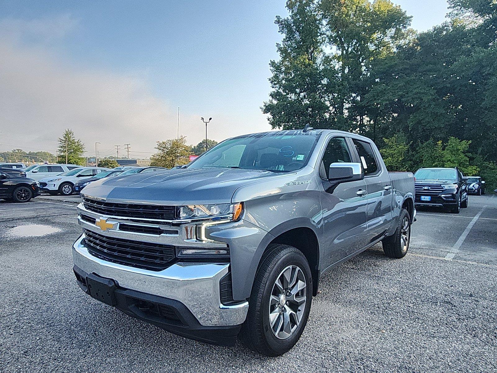 Gray (Satin Steel Metallic) 2022 Chevrolet Silverado 1500 Pickup Truck Four-Wheel Drive 8-Speed Automatic