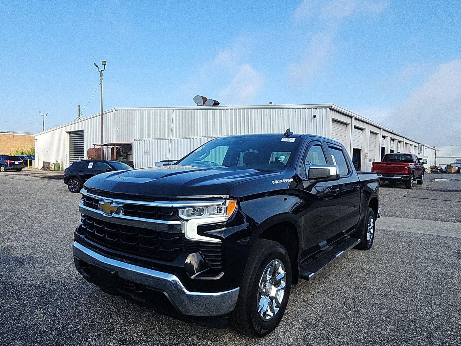 Black 2023 Chevrolet Silverado 1500 Pickup Truck Four-Wheel Drive 8-Speed Automatic