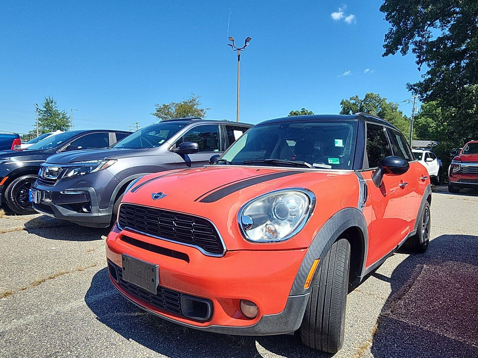 Pure Red 2012 MINI Countryman SUV / Crossover Front-Wheel Drive 6-Speed Manual