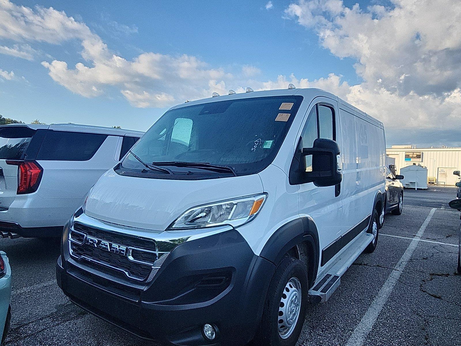 2025 RAM ProMaster 2500 Tradesman 136 Low Roof Cargo Van FWD