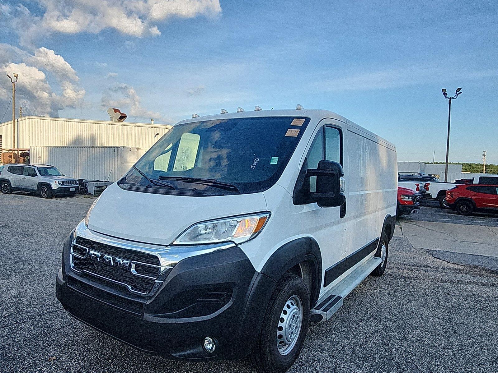  2025 RAM ProMaster 2500 Tradesman 136 Low Roof Cargo Van FWD   