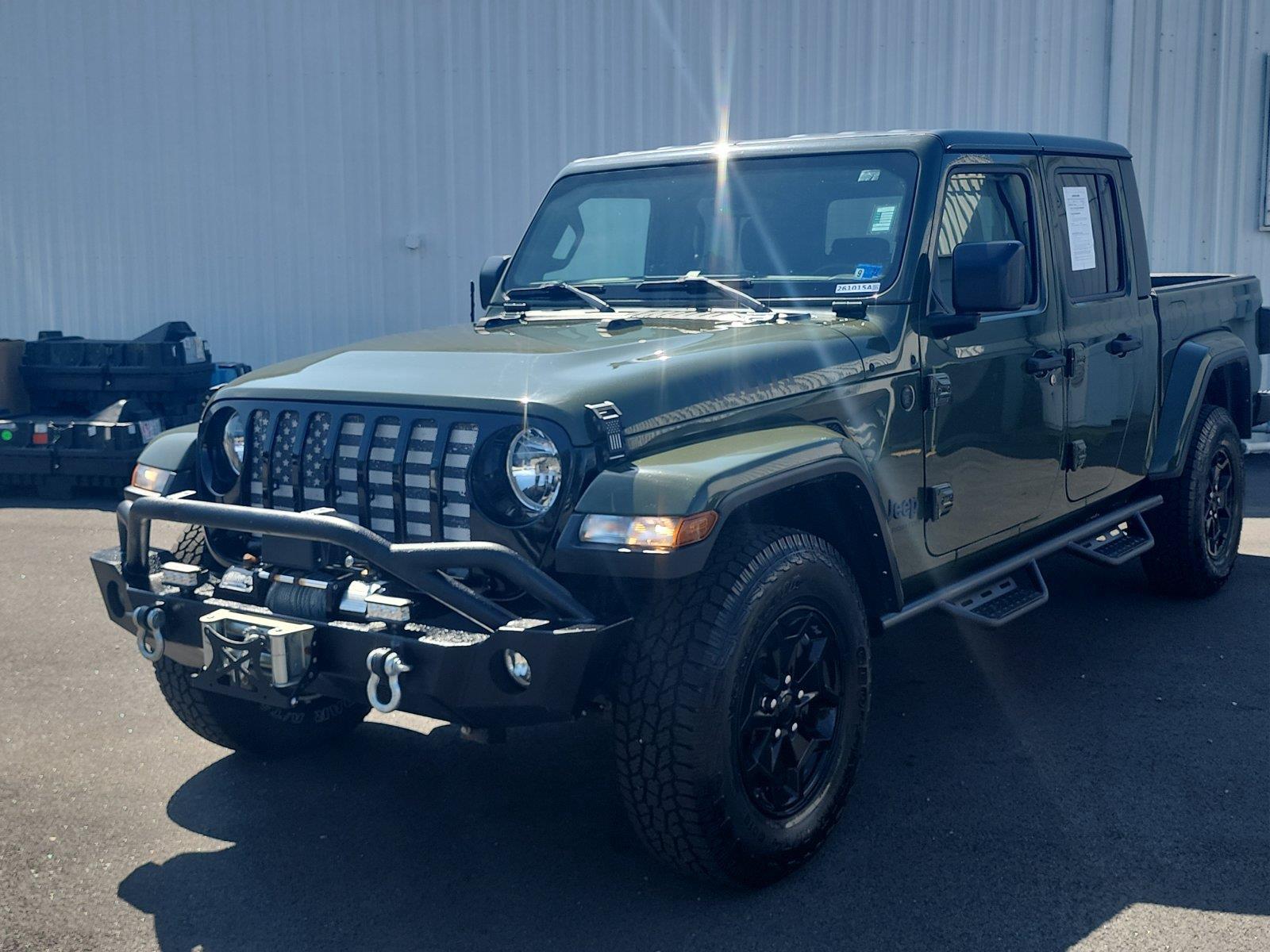 Sarge Green Clearcoat 2021 Jeep Gladiator Pickup Truck Four-Wheel Drive 8-Speed Automatic
