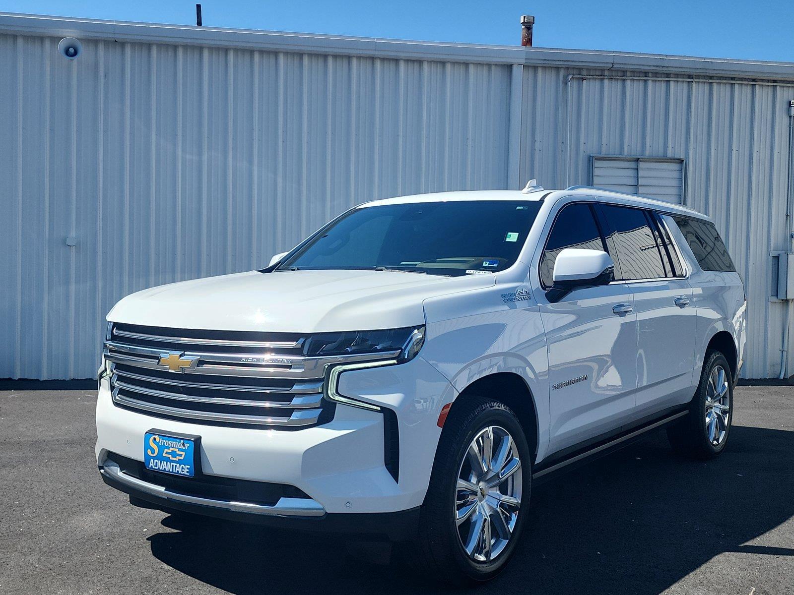 Summit White 2023 Chevrolet Suburban SUV / Crossover Four-Wheel Drive Automatic