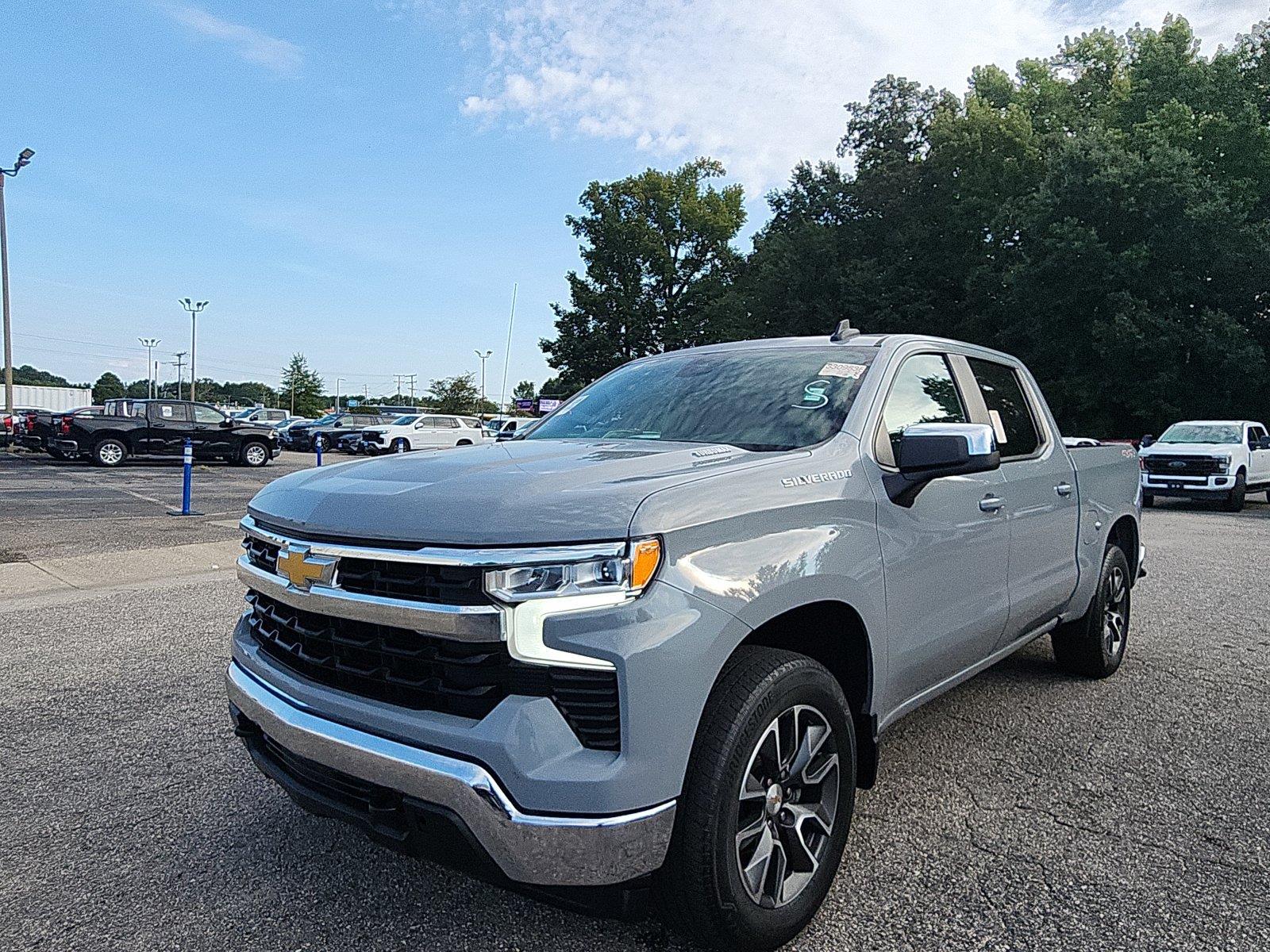 Slate Gray Metallic 2024 Chevrolet Silverado 1500 Pickup Truck Four-Wheel Drive 8-Speed Automatic