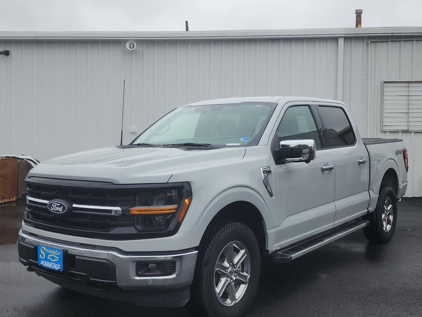  2024 Ford F-150 XLT SuperCrew 4WD   