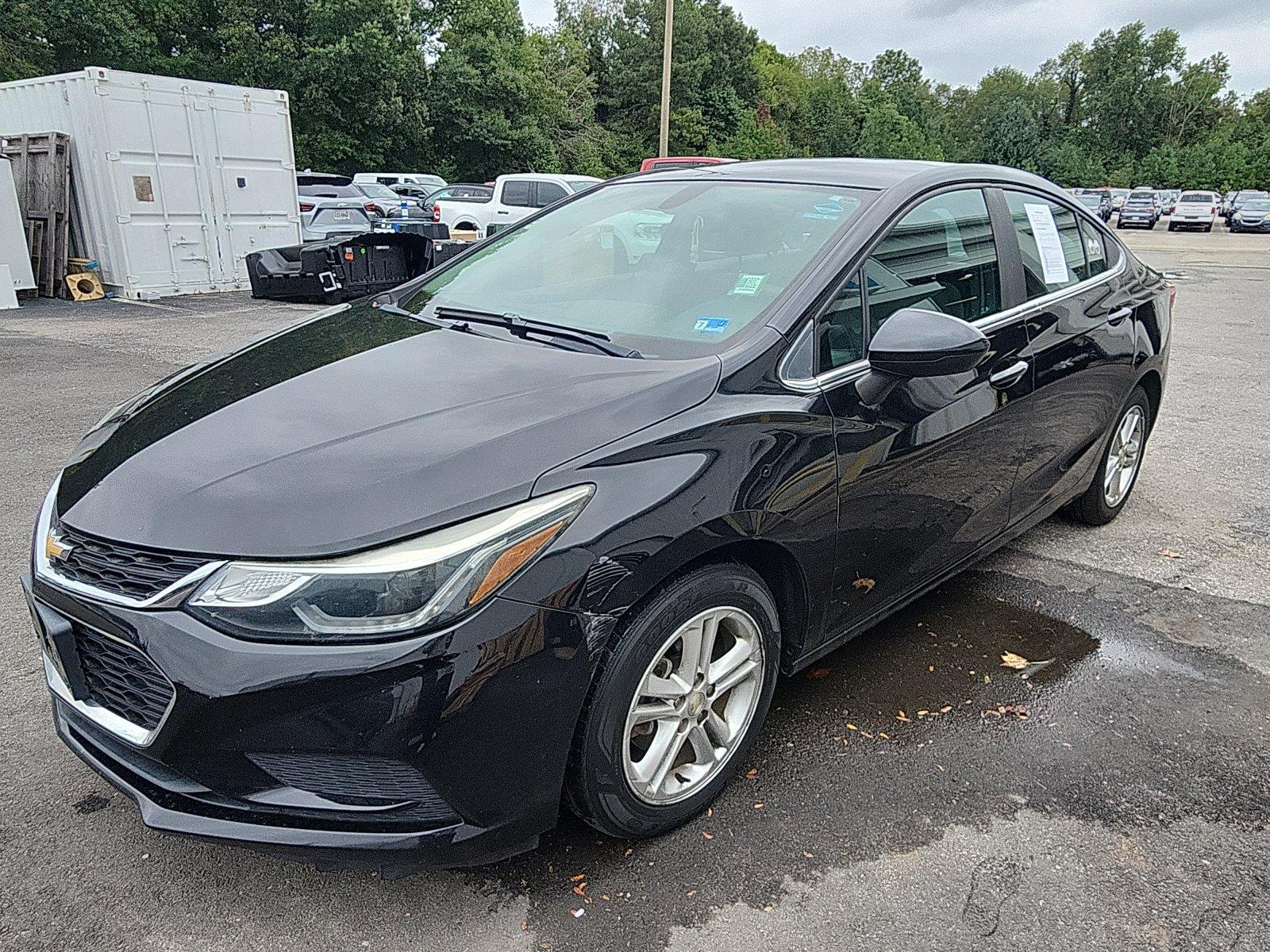 2017 Chevrolet Cruze LT Sedan FWD