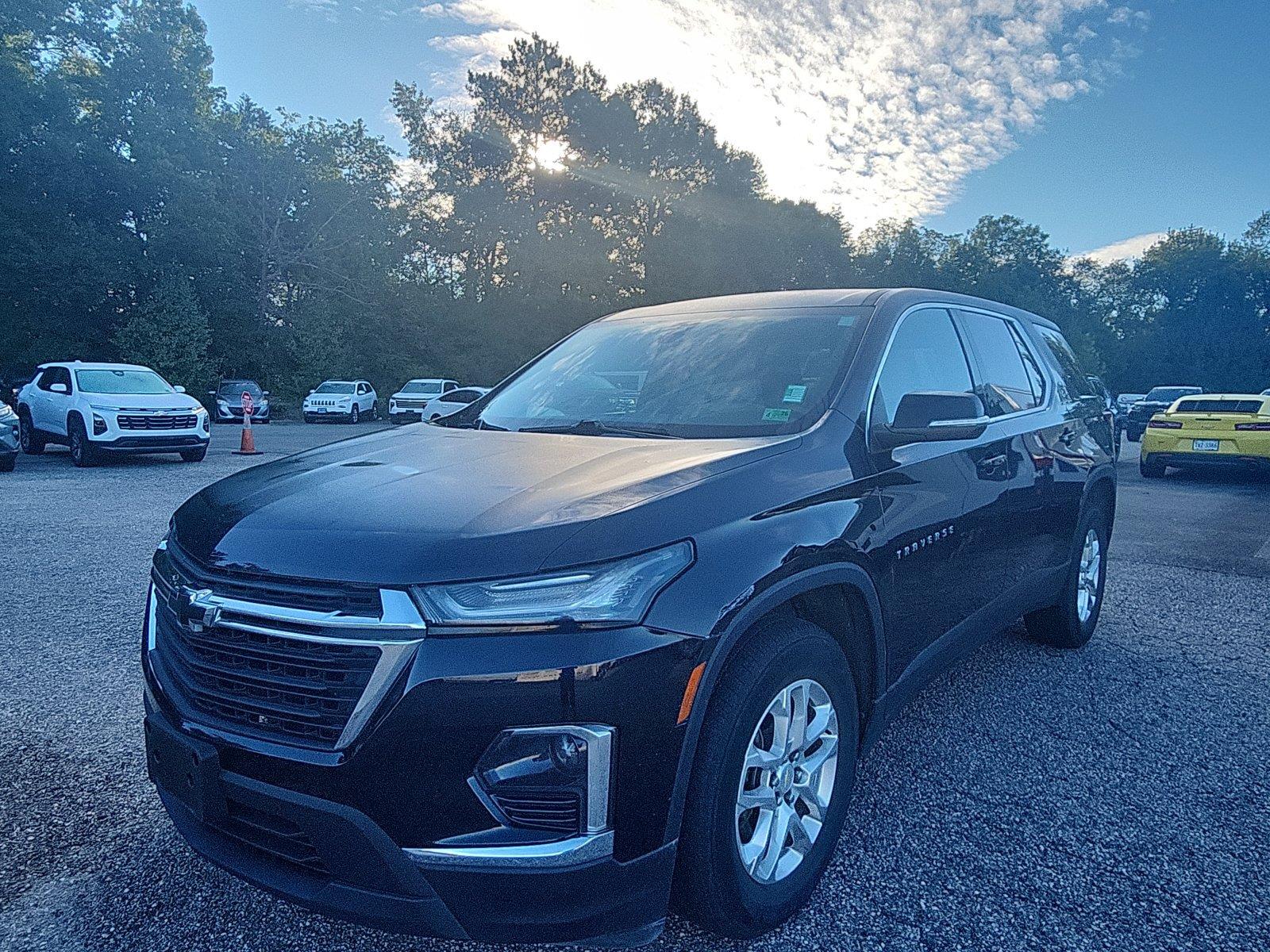 2023 Chevrolet Traverse LS AWD